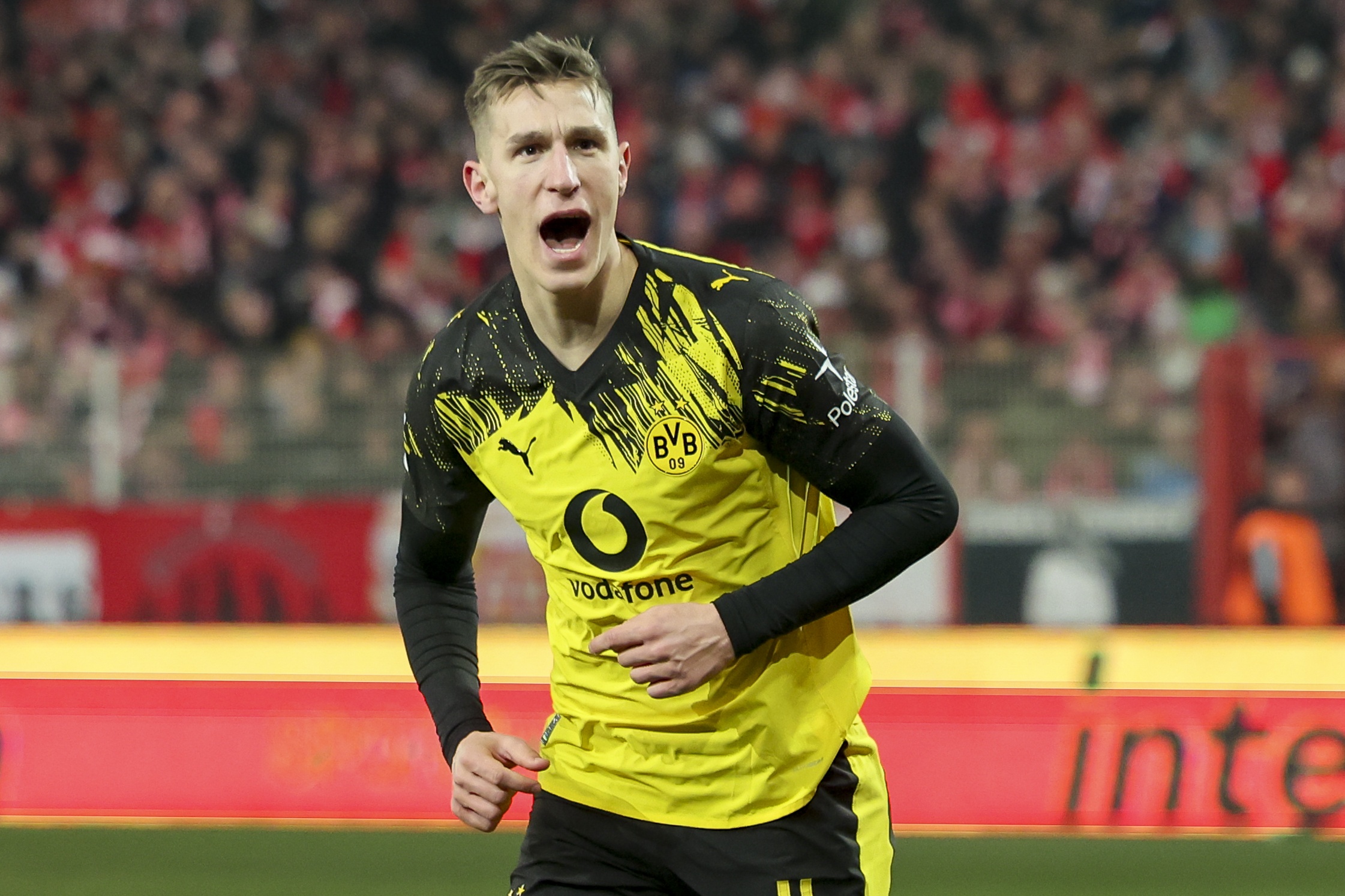 开云平台-身价5500万！记者：施洛特贝克对加盟皇马感兴趣，他明夏合同到期