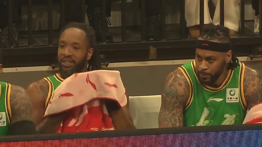 开云官网-辽篮又是4分憾负两连败！赵继伟15+6+7，莫兰德两双，威尔斯25+6