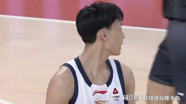 开云平台-姜伟泽27分2板2助1断 CBA吉林98-119不敌广东 奎因42分