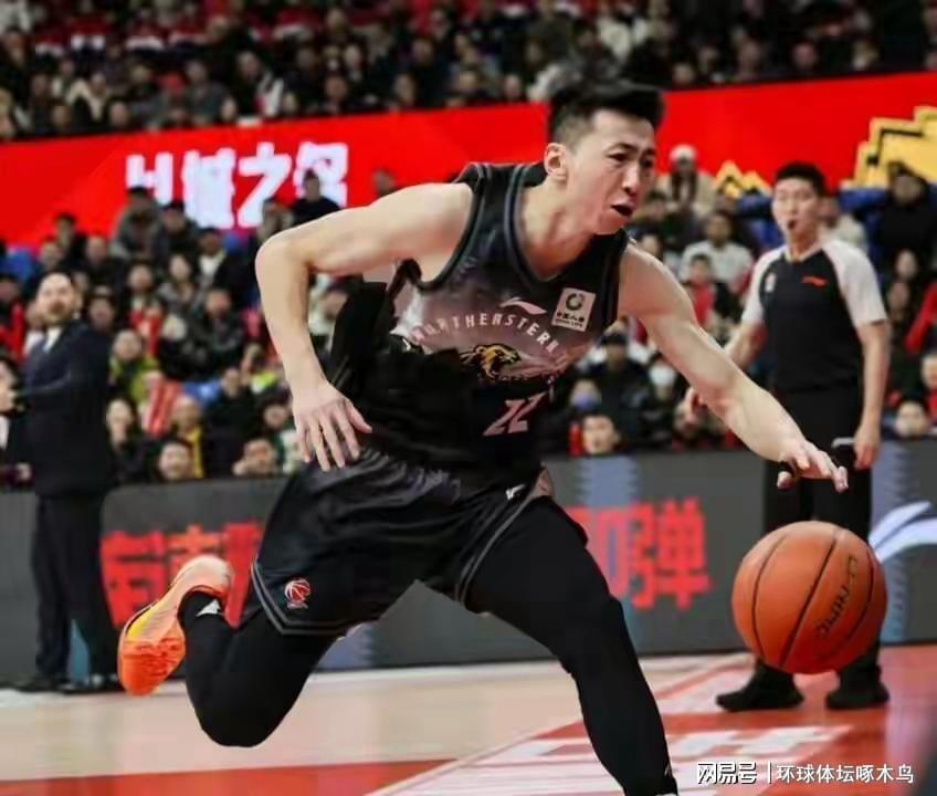 开云平台-姜伟泽27分2板2助1断 CBA吉林98-119不敌广东 奎因42分
